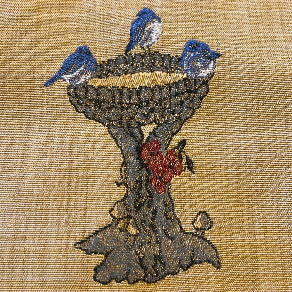 PALM BEACH BOUTIQUE Tote-ally Unique Birds In A Fountain - Picture 2 of 9